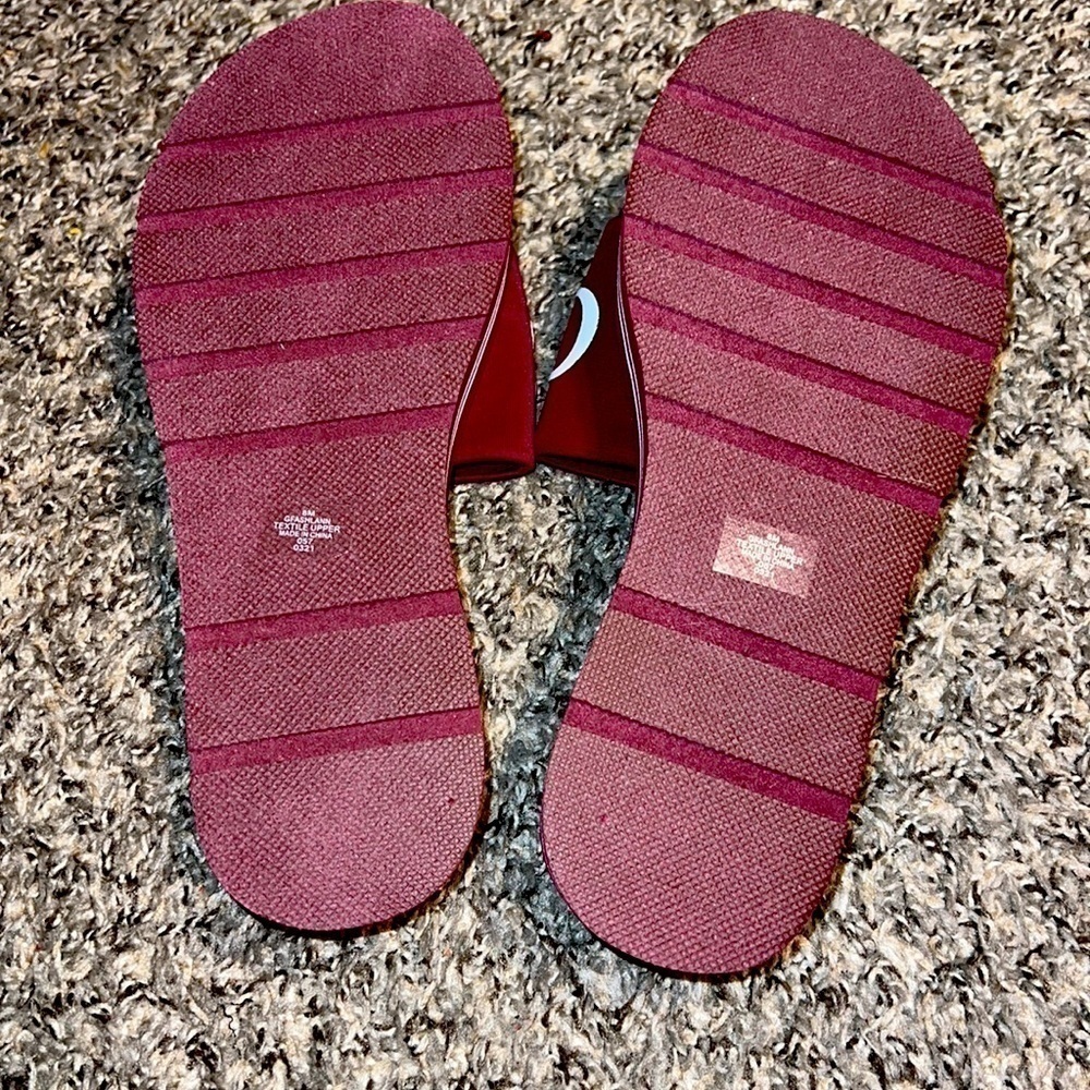 Guess Slips  brand new Size: 8M - Picture 9 of 9